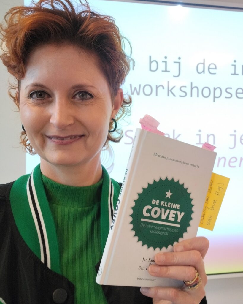 Alexandra Stok met Covey boekje